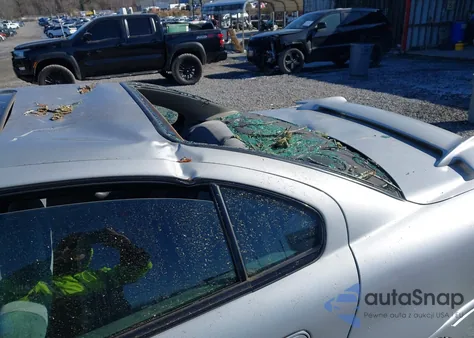 2004 Pontiac Grand Am Gt z USA, uszkodzony, nr VIN 1G2NW52E84C175860